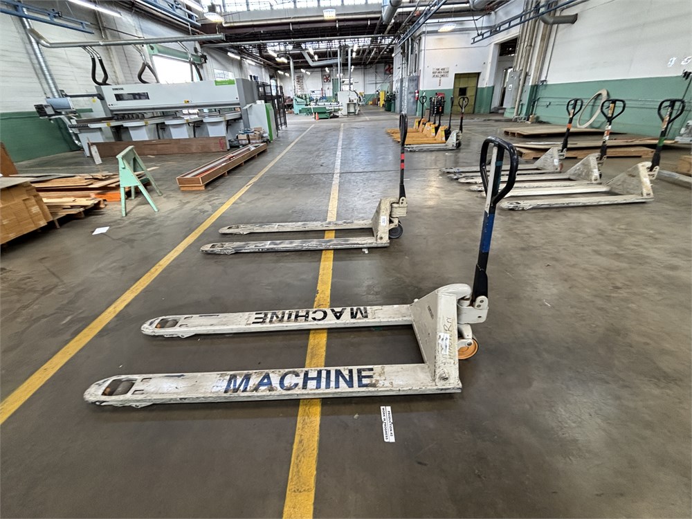 Crown "PTH50" Pallet Jack