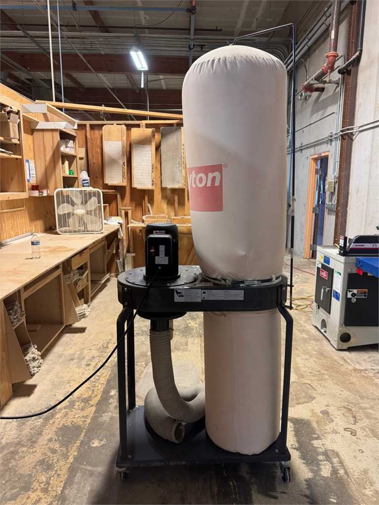 Dayton "3AA28B" Dust Collector