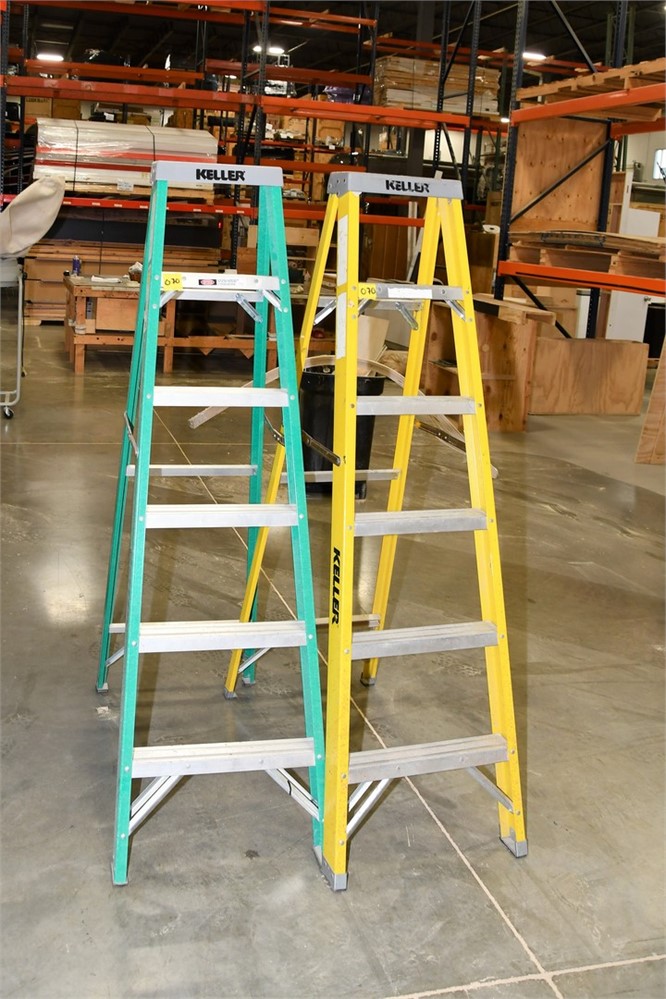 Keller 6' Fiberglass Ladders - Qty (2)