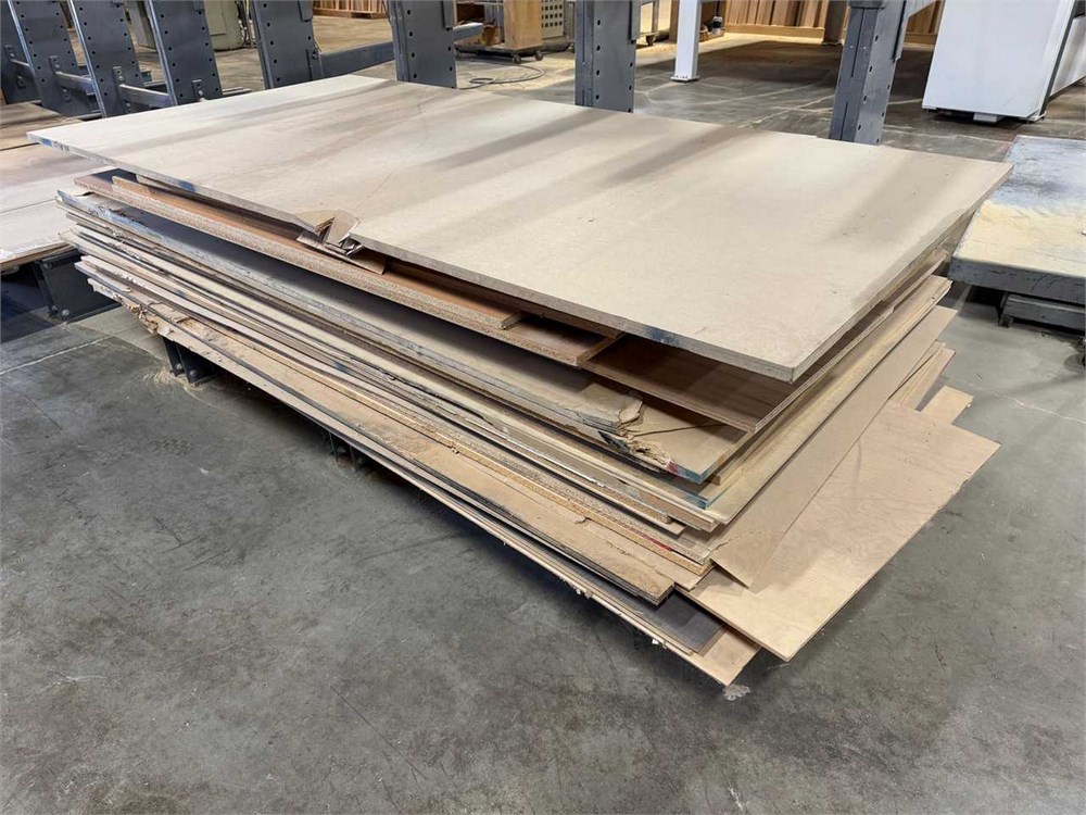 Lot of 4' x 8' Sheet Goods - as pictured