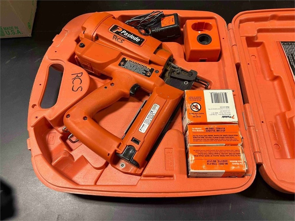 Paslode Cordless Nailer