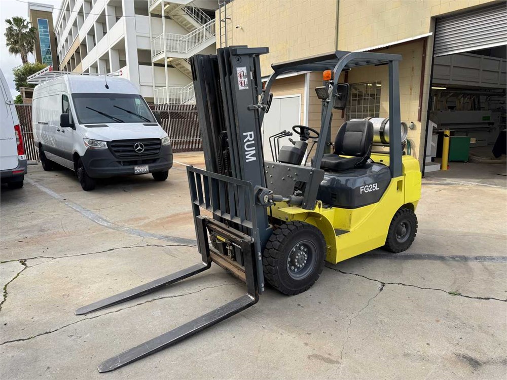 Shanghai Rum "FG25L" Forklift (2022)