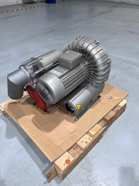 Becker "SV-300/2" Regenerative Blower (Vacuum Pump)