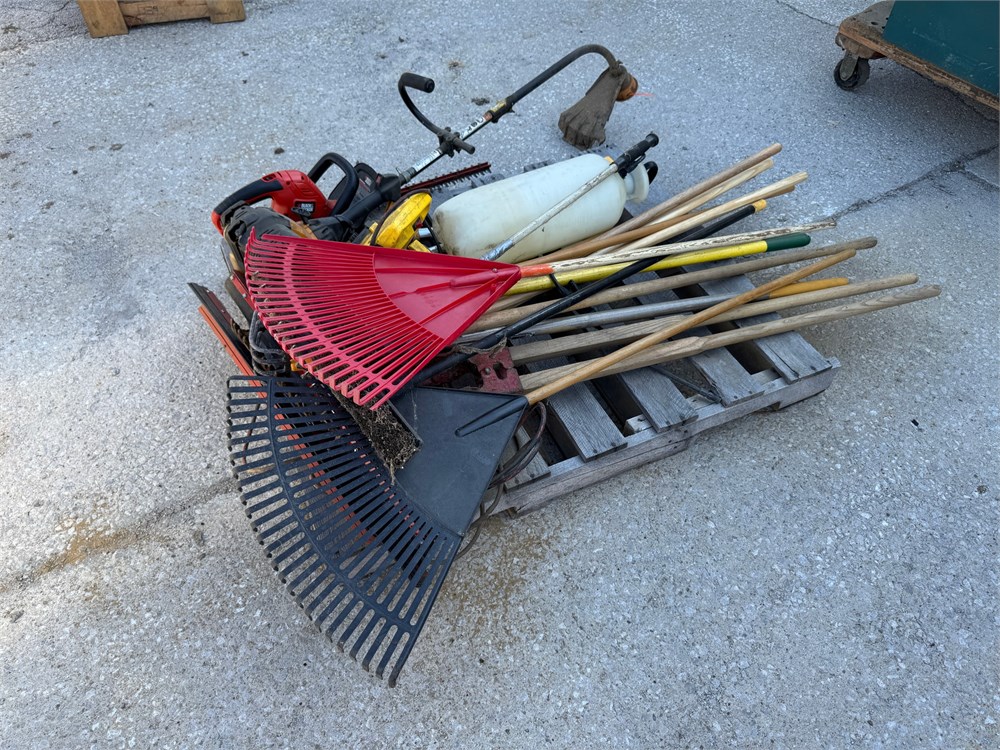 PALLET OF CONTENTS AS PICTURED