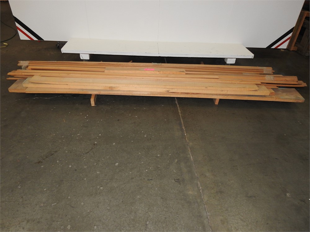 LOT OF MISC. MOULDING AND LUMBER