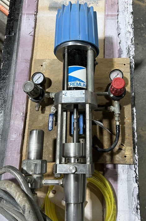 Kremlin "2025" Spray Pump