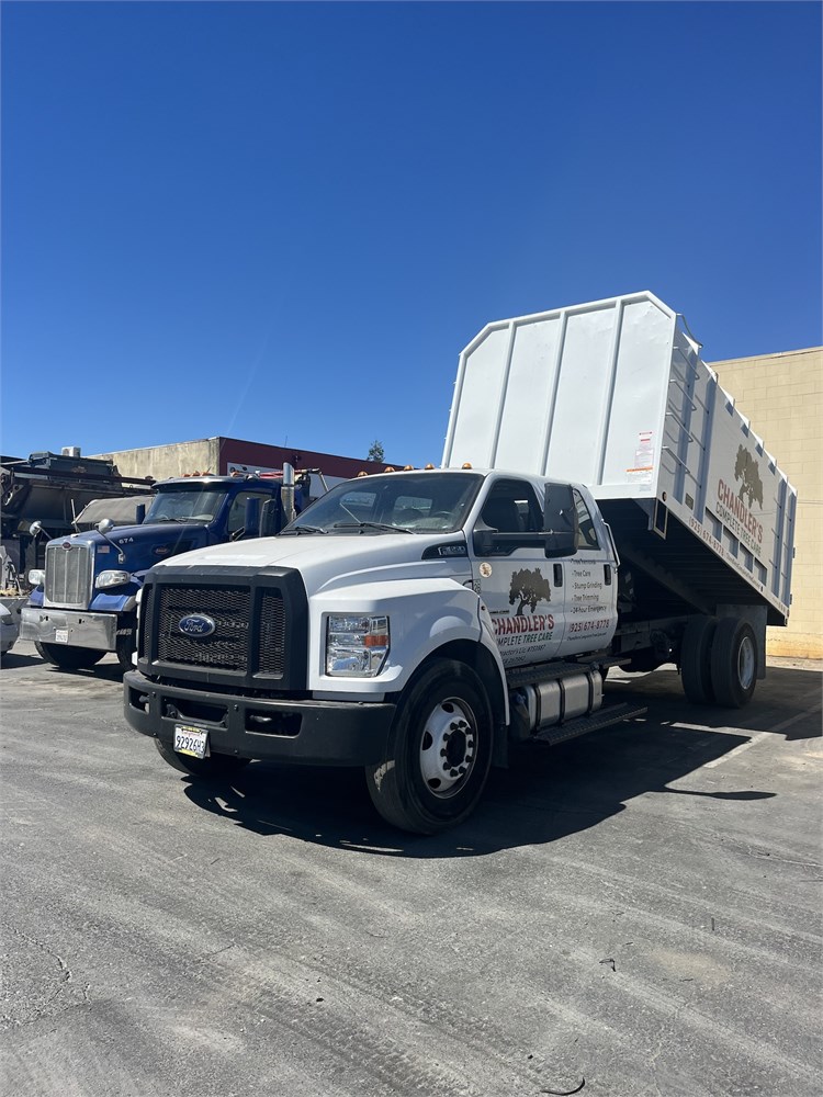 2022 Ford "F650" Chipper Truck