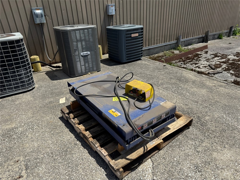 Electro-Hydraulic Lift Table