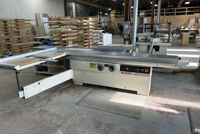 SCM "SI300N" Sliding Table Saw - Markham, ON