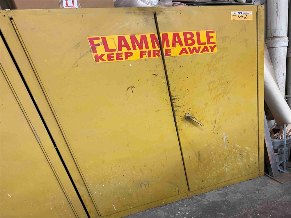 Fire Storage Cabinet WITHOUT CONTENTS
