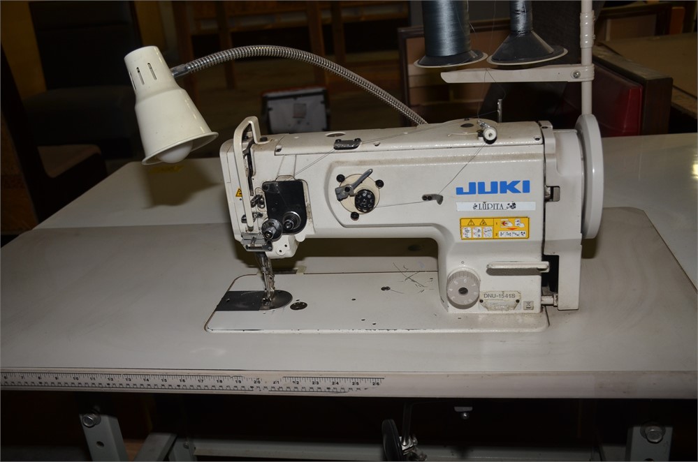 Juki "DNU-1541S" Sewing Machine