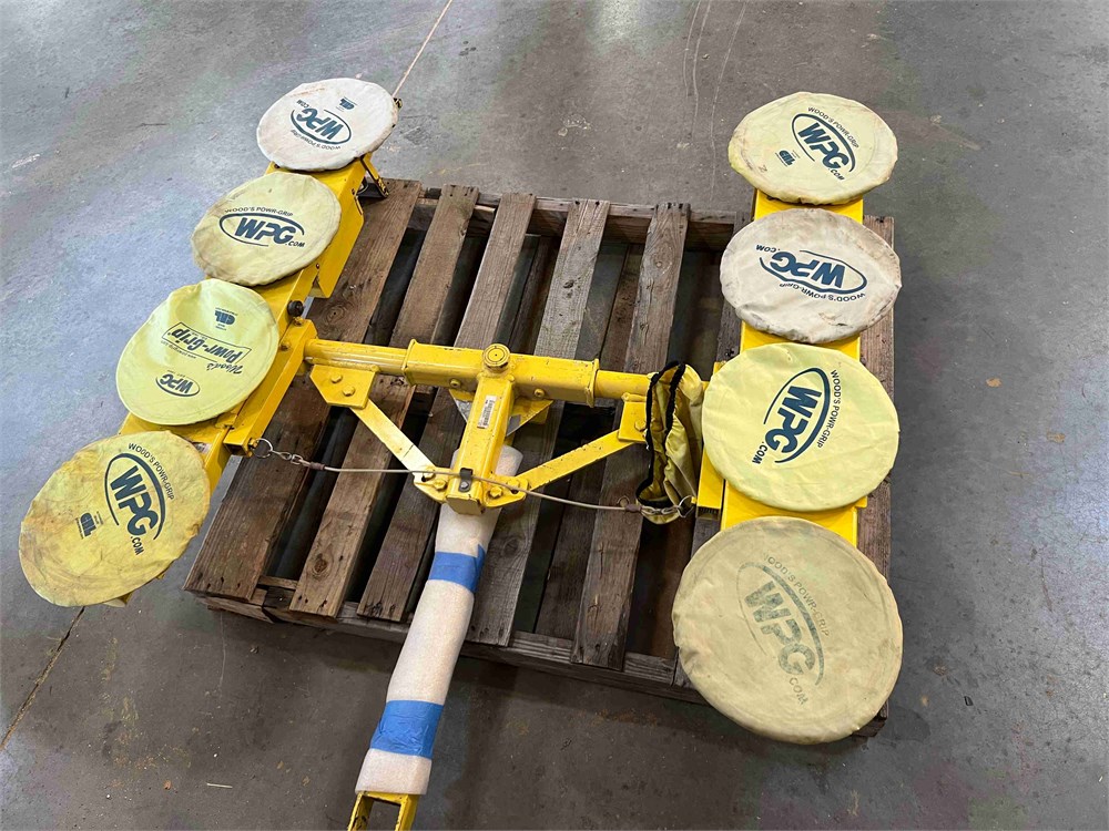 Wood's powr-Grip "PC1104DC" Vacuum Lift