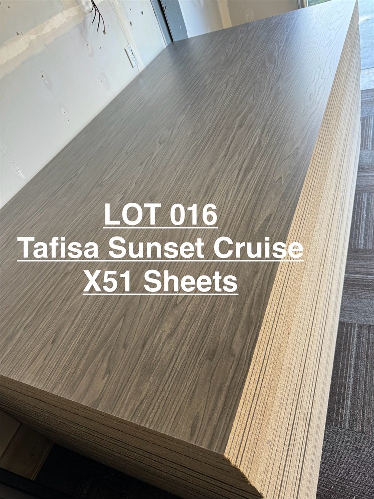 Laminated Particleboard