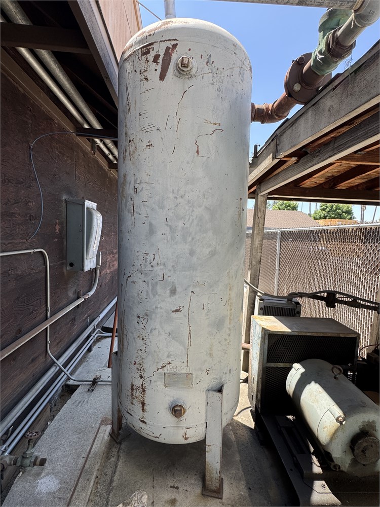 Buehler Air Storage Tank