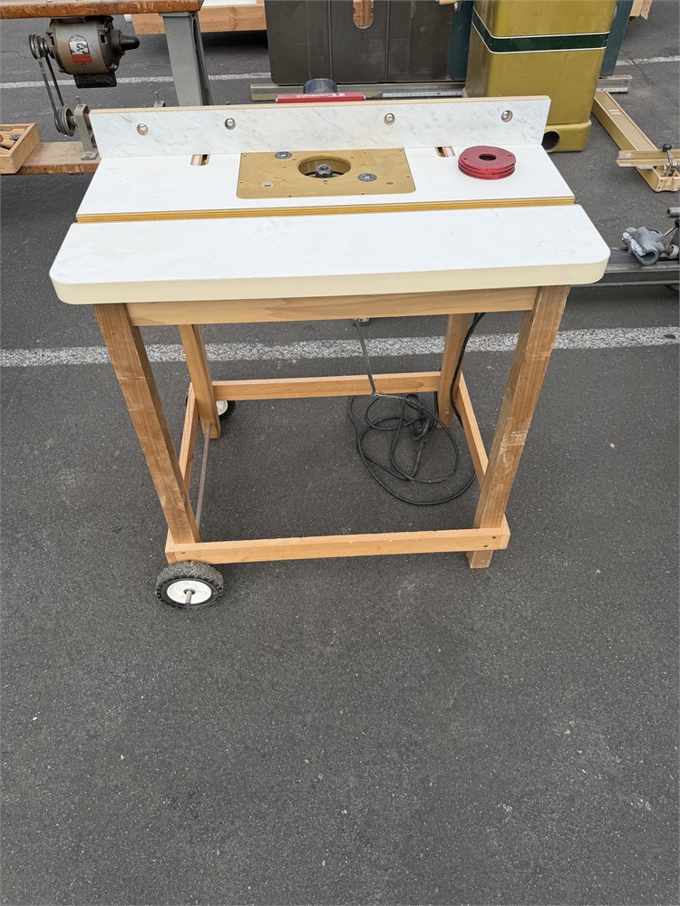Woodpeckers Tabletop Router