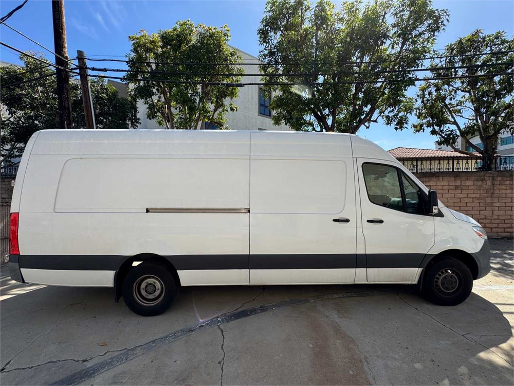 2022 Mercedes Benz "Sprinter 3500 XD" Van