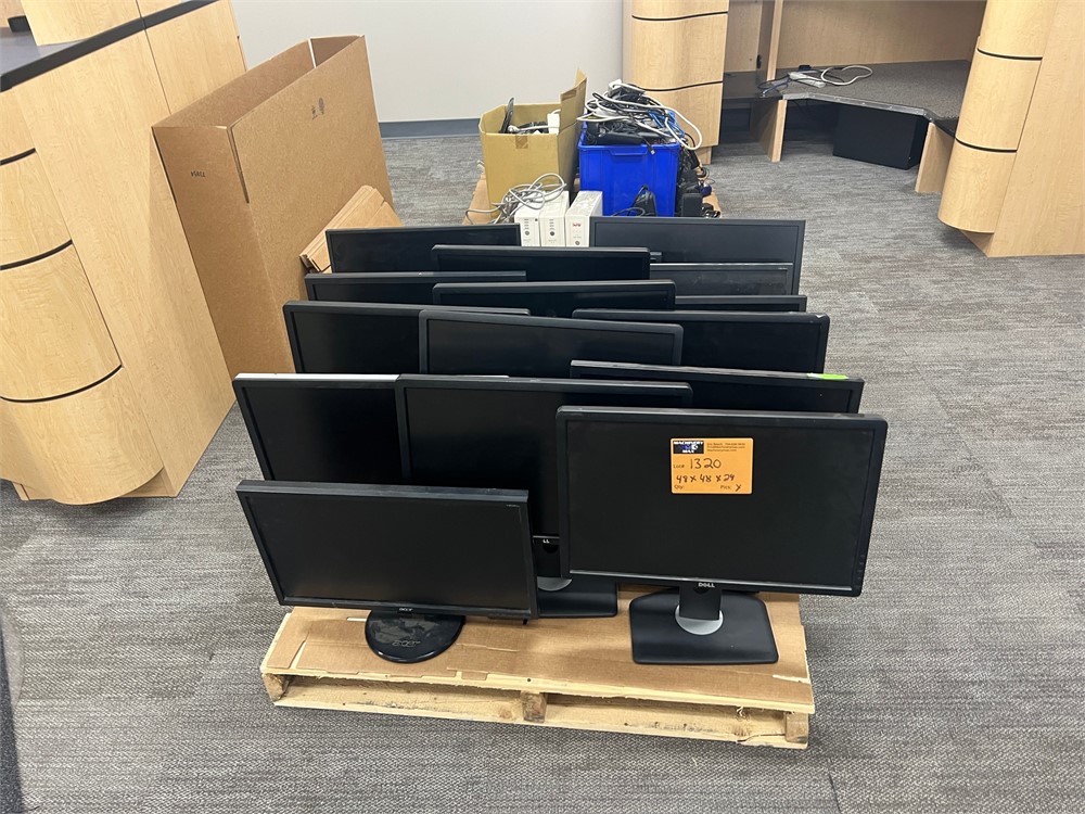 Lot of Monitors - as pictured