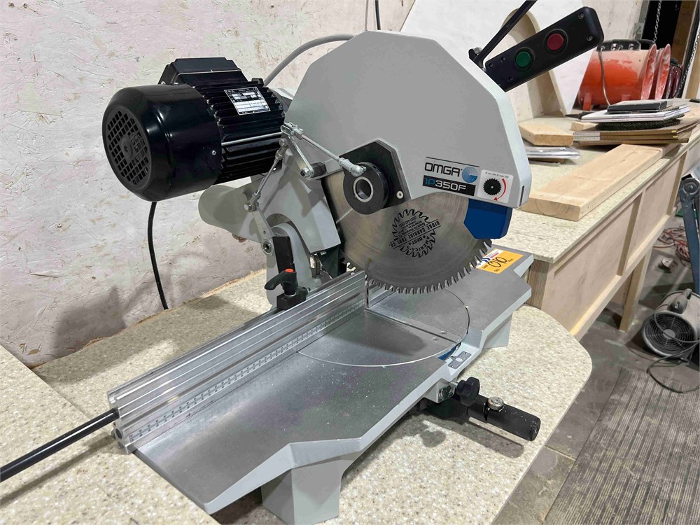 Omga "1P350F" Miter Saw