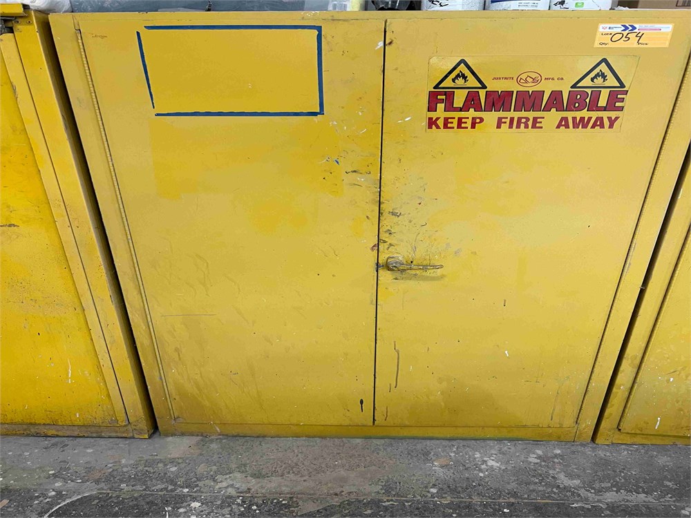 Fire Storage Cabinet WITHOUT CONTENTS