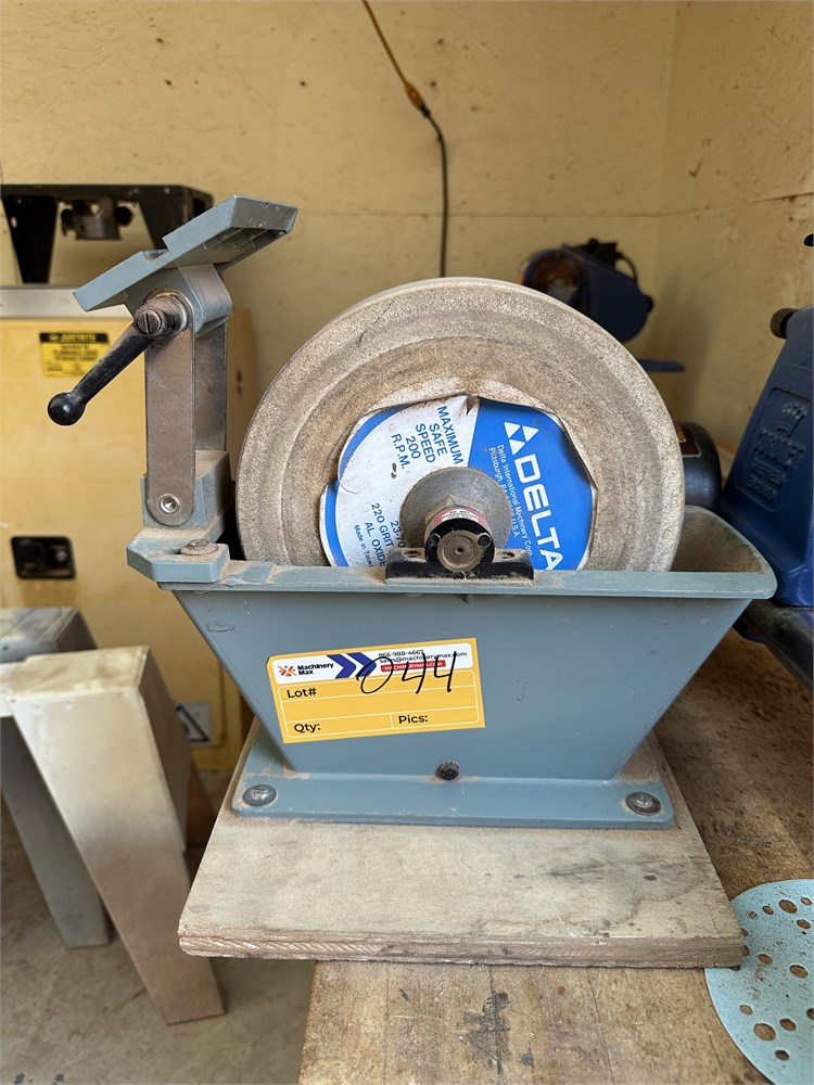 Delta "23-700" Universal Wet/Dry Grinder