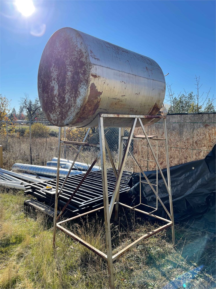 Storage Tank and Stand