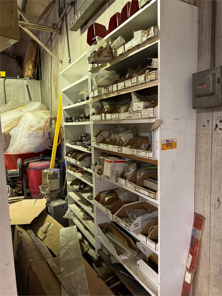 Lot of Shelfs & Contents as pictured