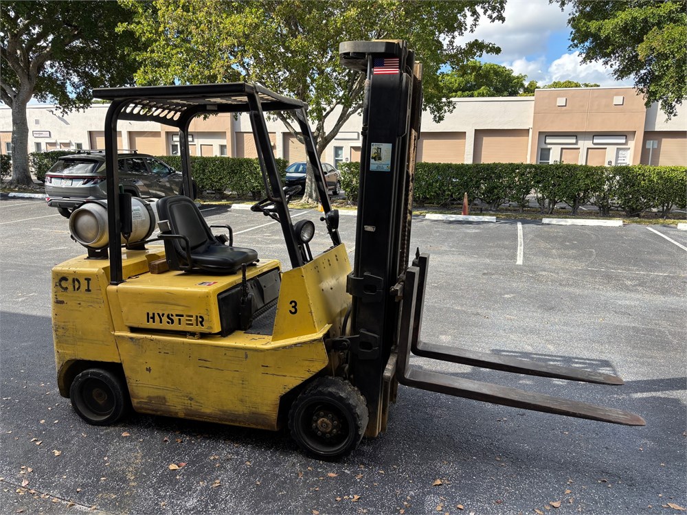 Hyster "S60XL" 6000lbs Forklift