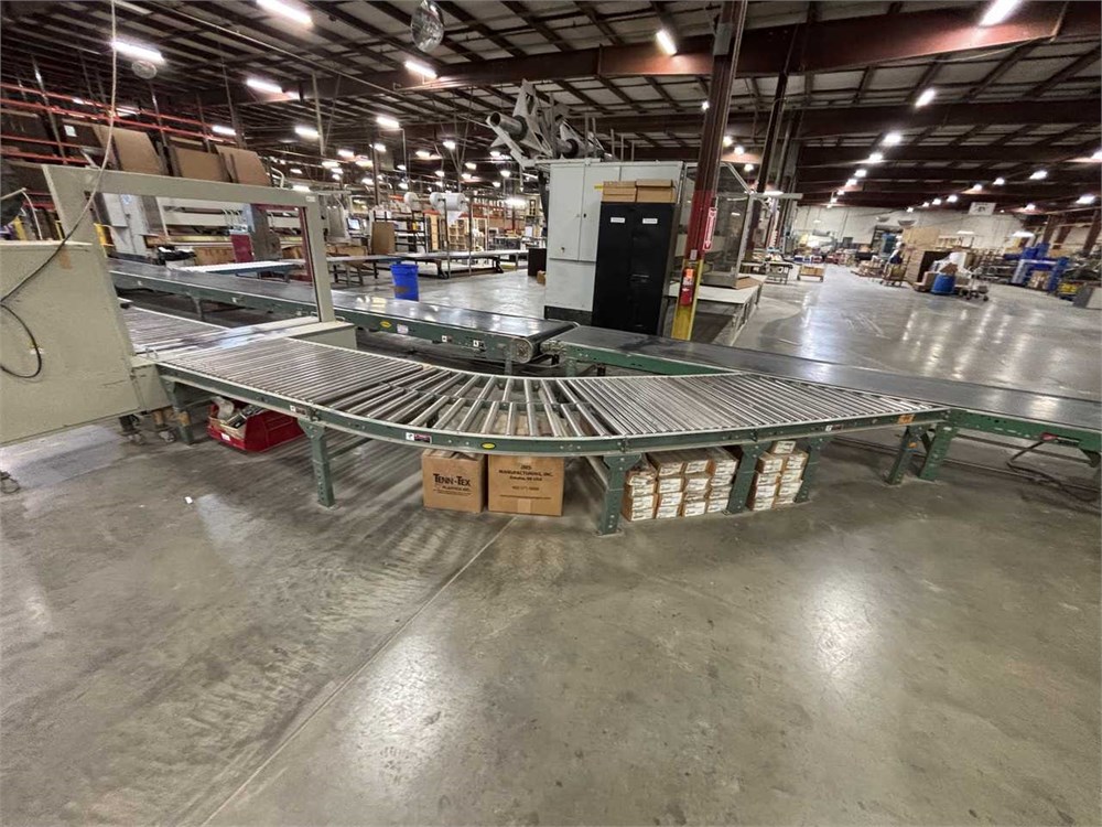 Lot of roller conveyors