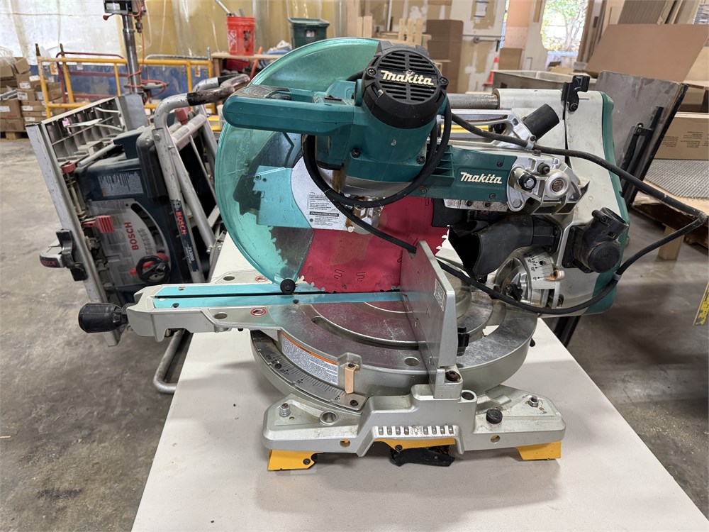 Makita "LS1219L" Miter Saw