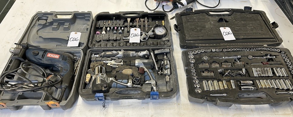 Mastercraft Torque Wrench, Ryobi Power Drill, Rachet Set - Toronto, ON