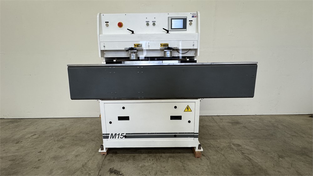 Voorwood "M15" Miter Machine