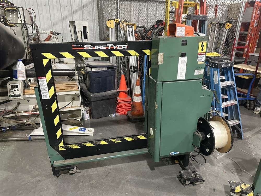 Signode "Suretyer Sideseal" Strapping Machine