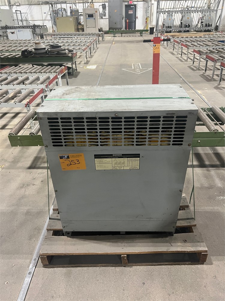 Siemens "3F3Y075ST" Transformer - 75 KVA