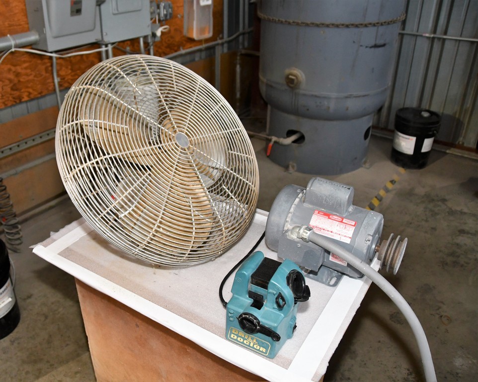ALL ITEMS ON TABLE, FAN, MOTOR, DRILL DOCTOR DEVICE