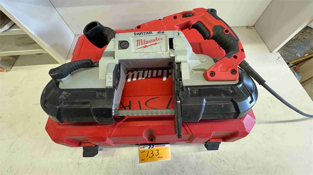 Milwaukee Deep Cut band Saw