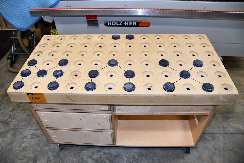 Custom Sanding Table & Pucks
