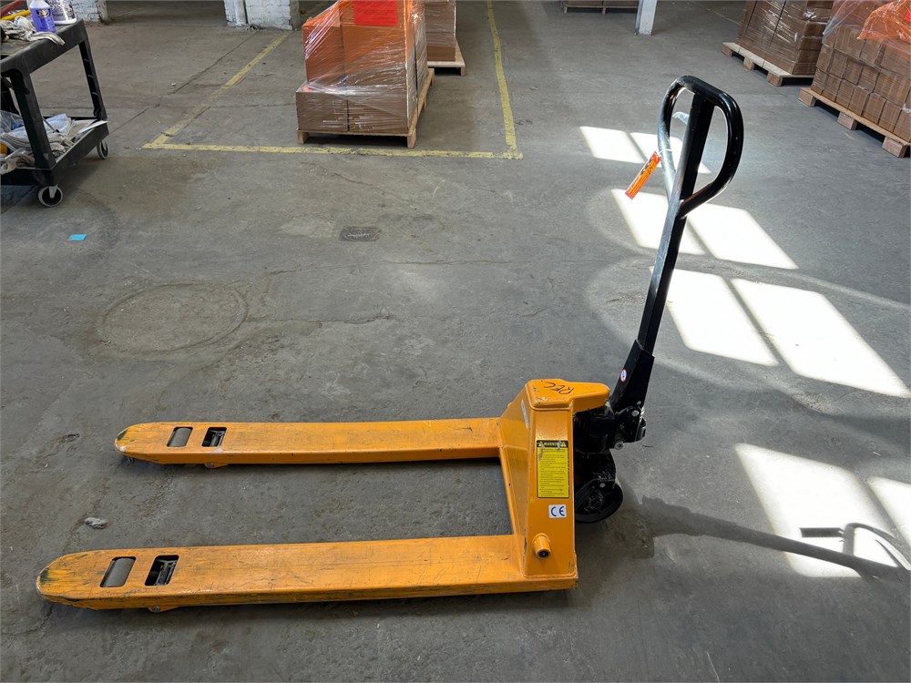 U-line "H-1043" Pallet Jack