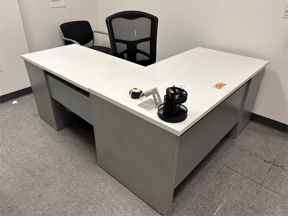 Contents of Area as pictured
