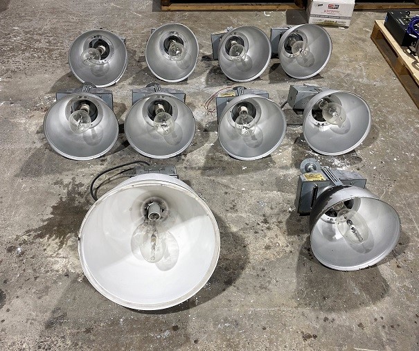 (9) Keen-WideLite Lights - Lot of 9 - See Photo for Info