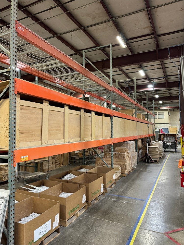 Pallet racking