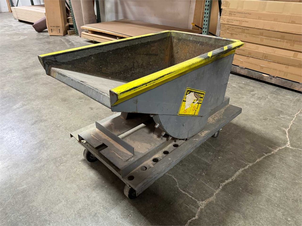 Modern Equipment Self Dumping Hopper