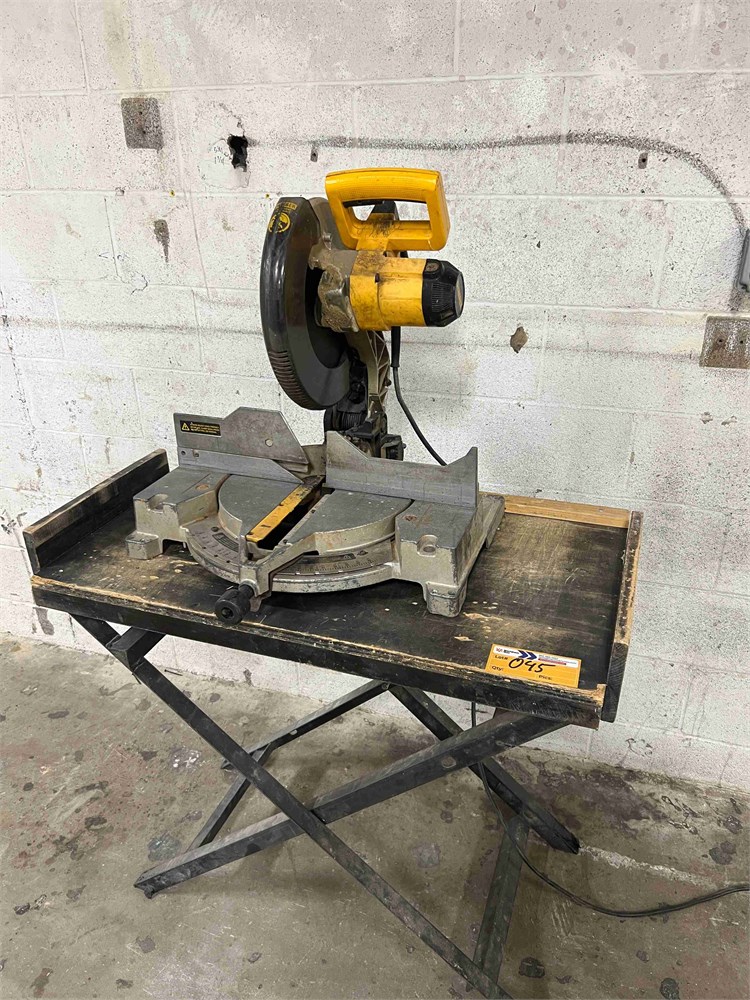 DeWalt "DW705" Compound  Miter Saw