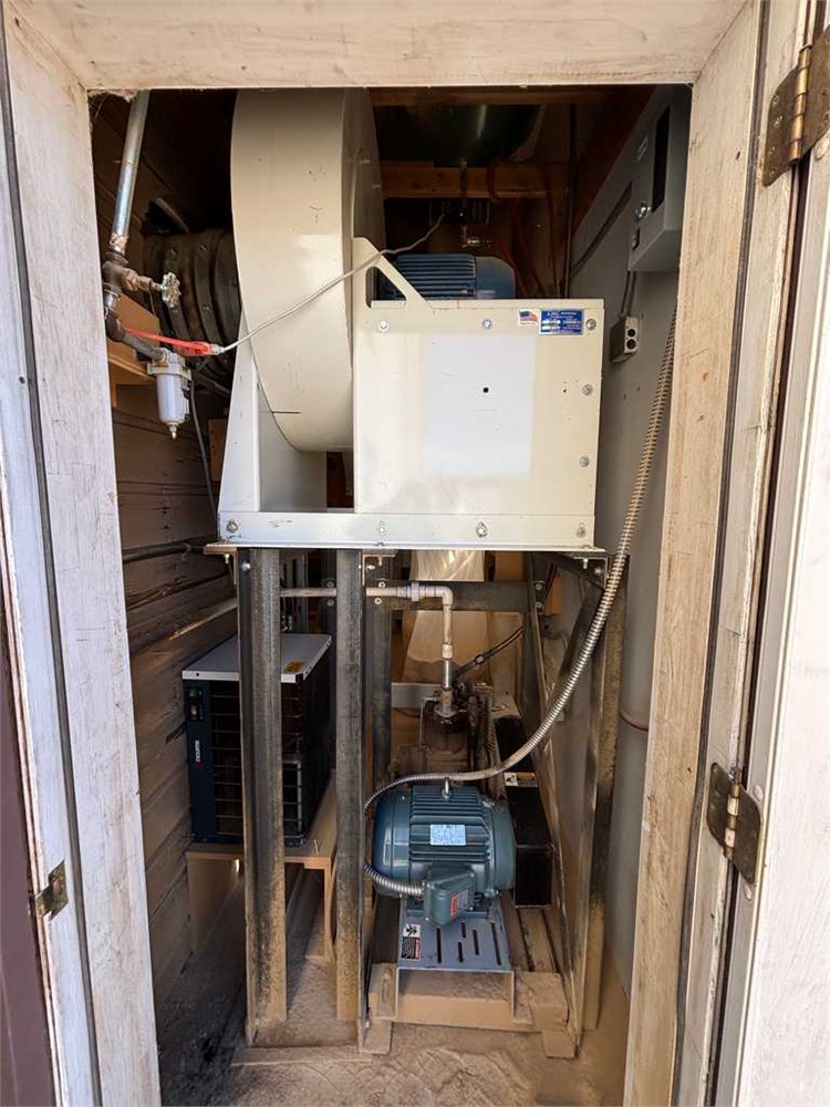 LMC "360-IRW-B" Dust Collection System