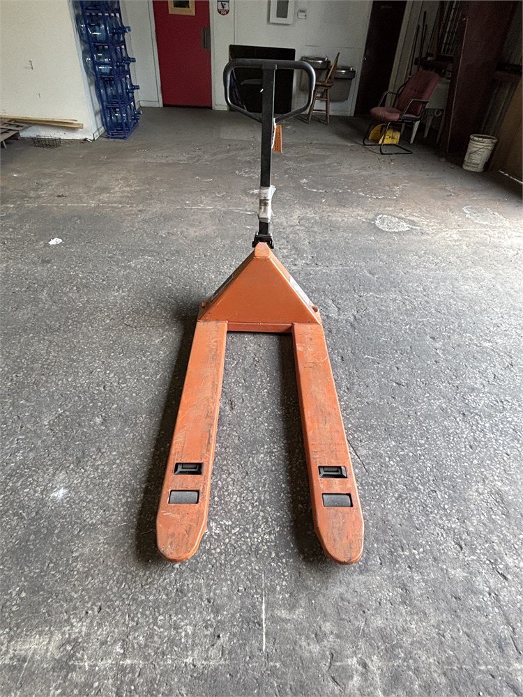 Hawl Master 2.5 Ton Pallet Jack