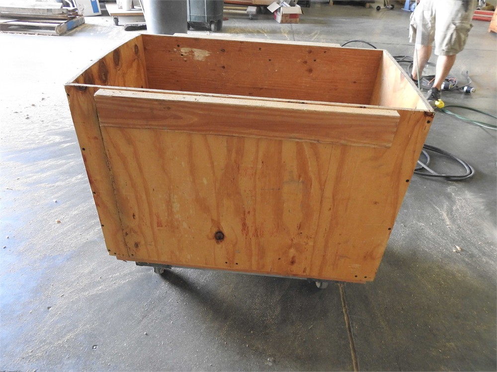 Wooden Roller Cart with Electrical Connections and Cord