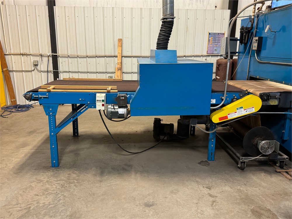 New London "220-42"-9'0"" Power Conveyor