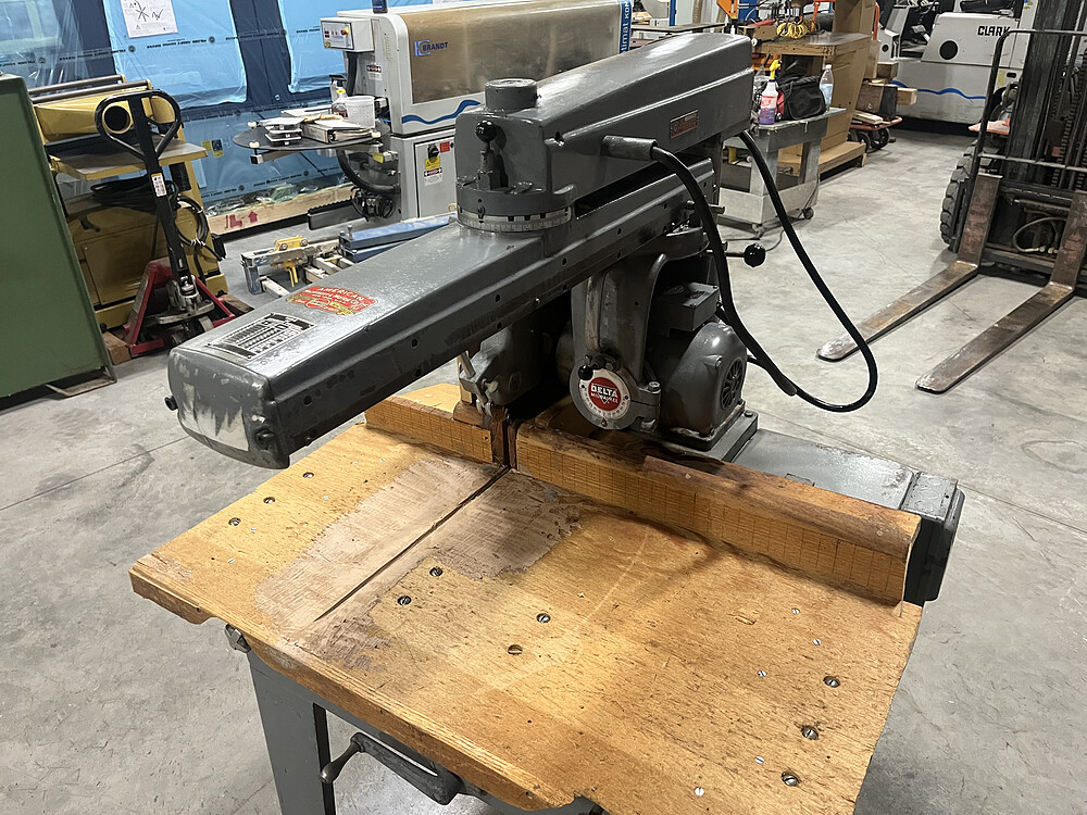 Delta Milwaukee Radial Arm Saw