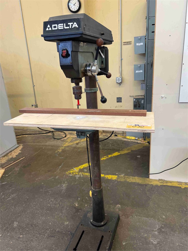 Delta "17-900" Drill Press