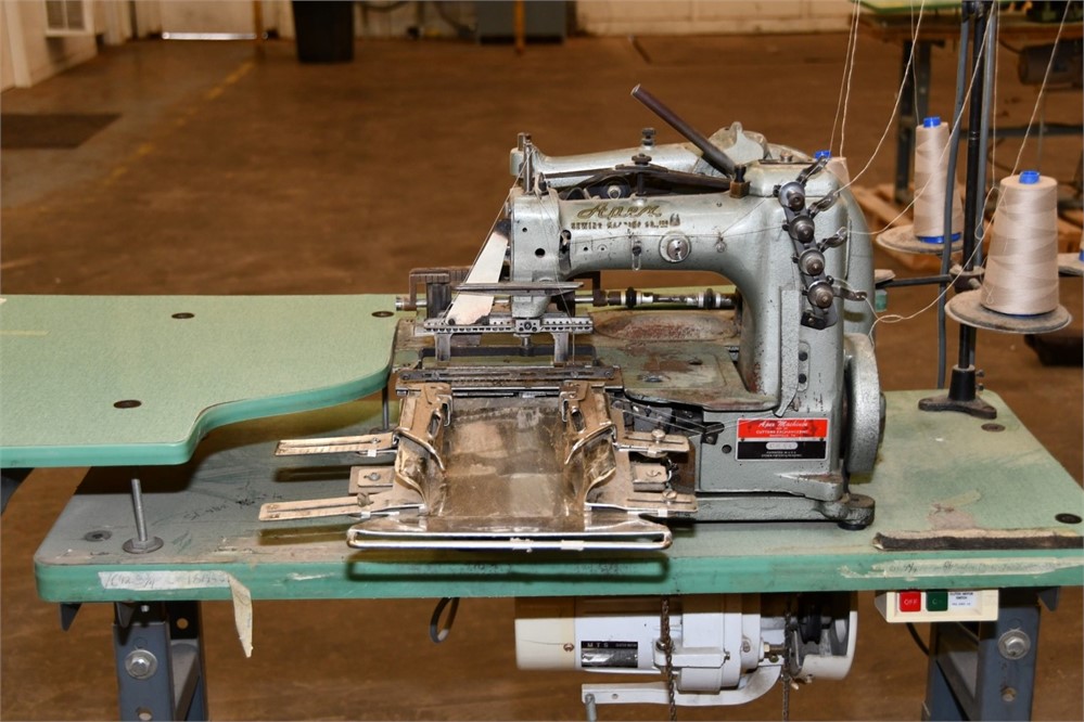 Apex "CBZX" Sewing Machine & Table
