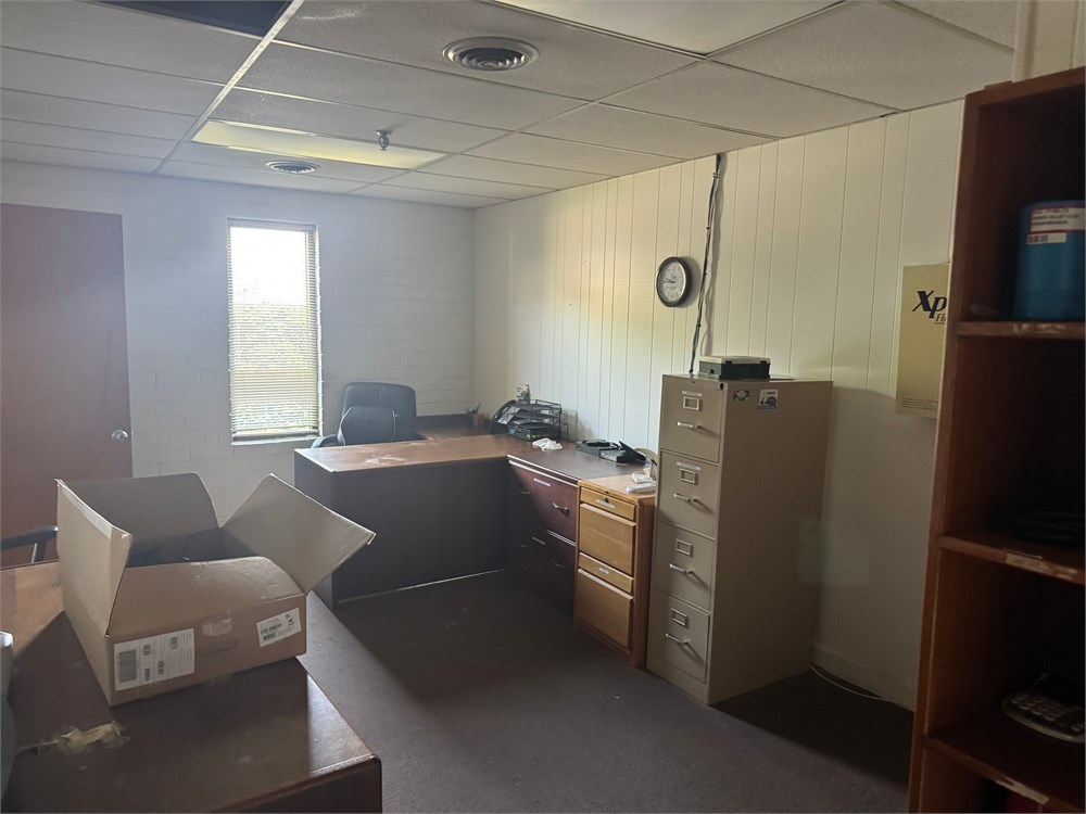 Contents of Office as pictured